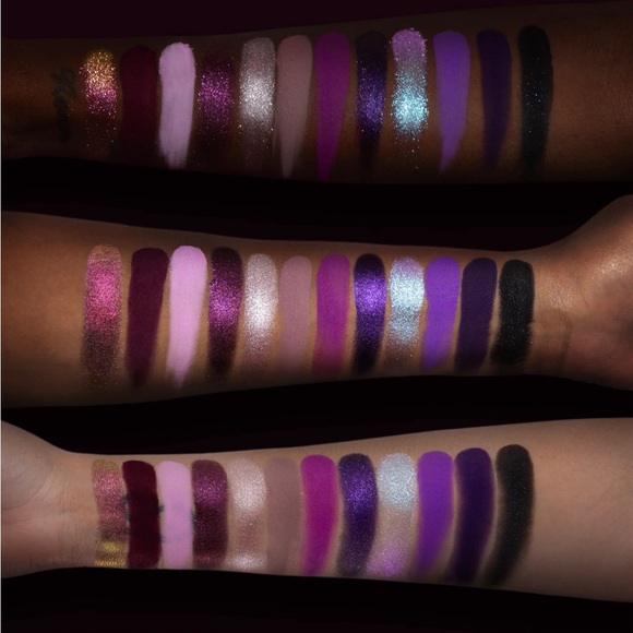 *NEW* Cosmic Brushes Gothic Palette / Glam Eyeshadow Purple Palette - NIB - Picture 8 of 10